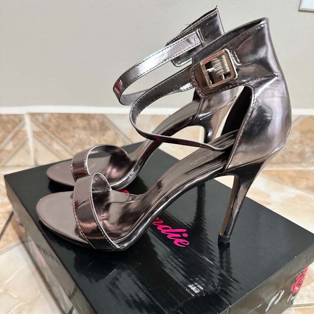 Strap heels